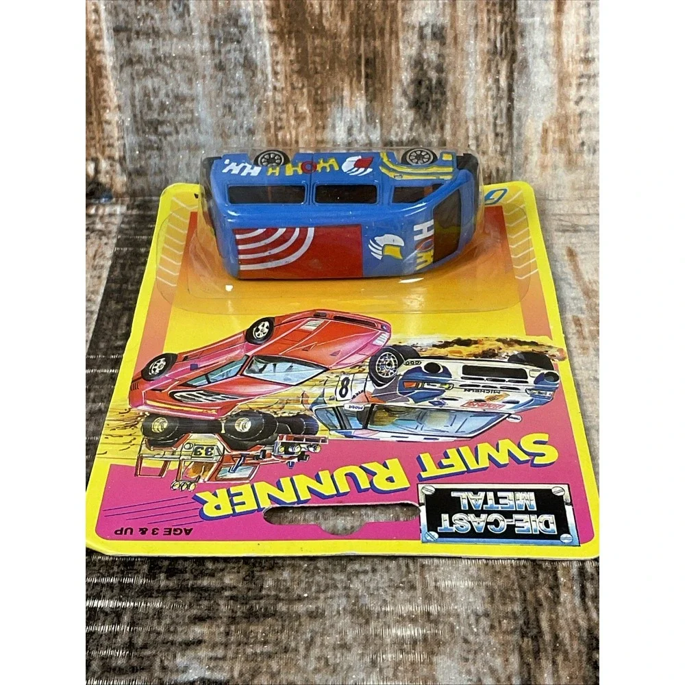 Die-Cast 1/64 Swift Runner Blue Van